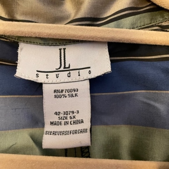 JL Studio Silk Jacket  - Plus Size - Picture 3 of 4